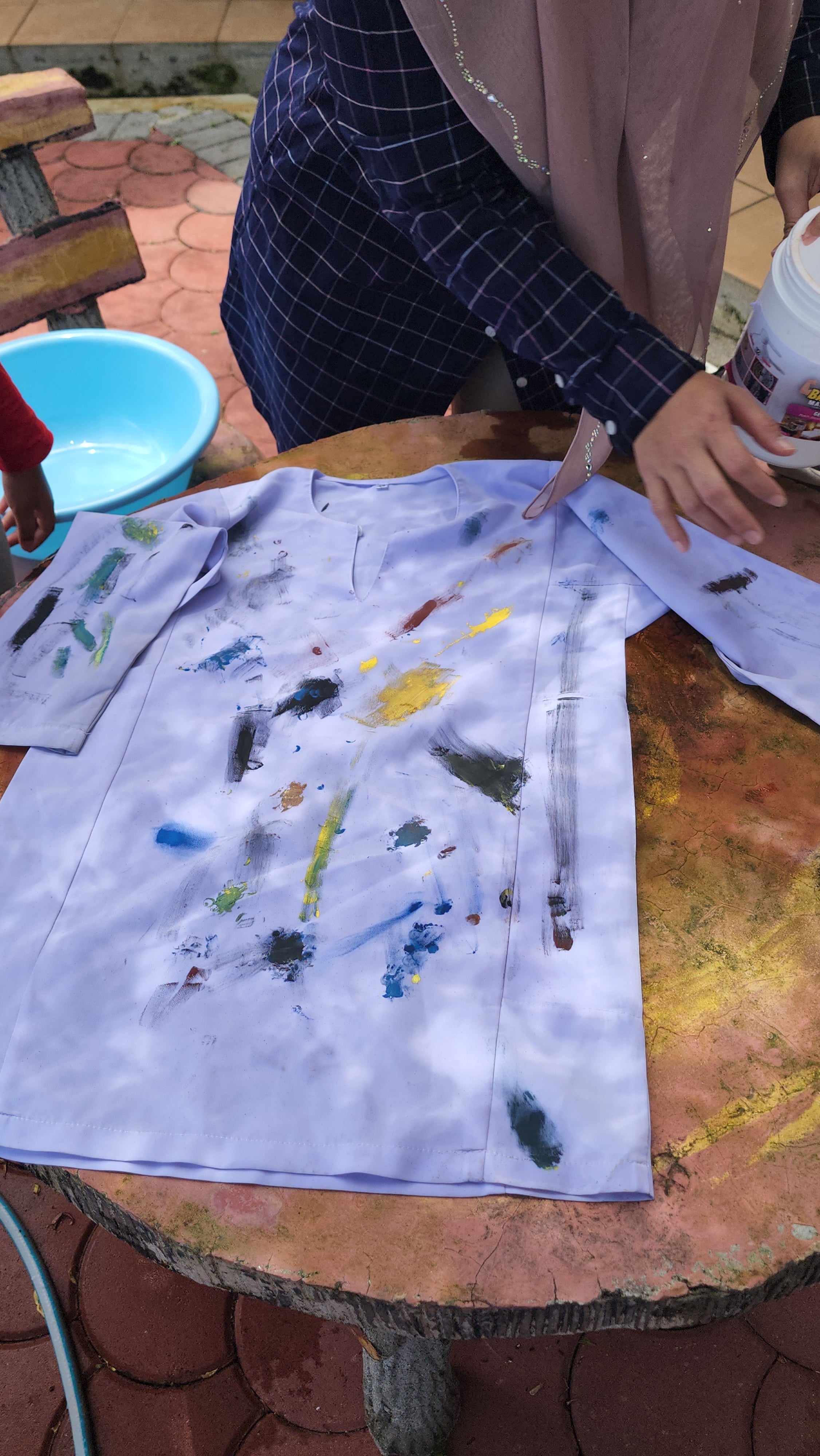 Baju Sekolah